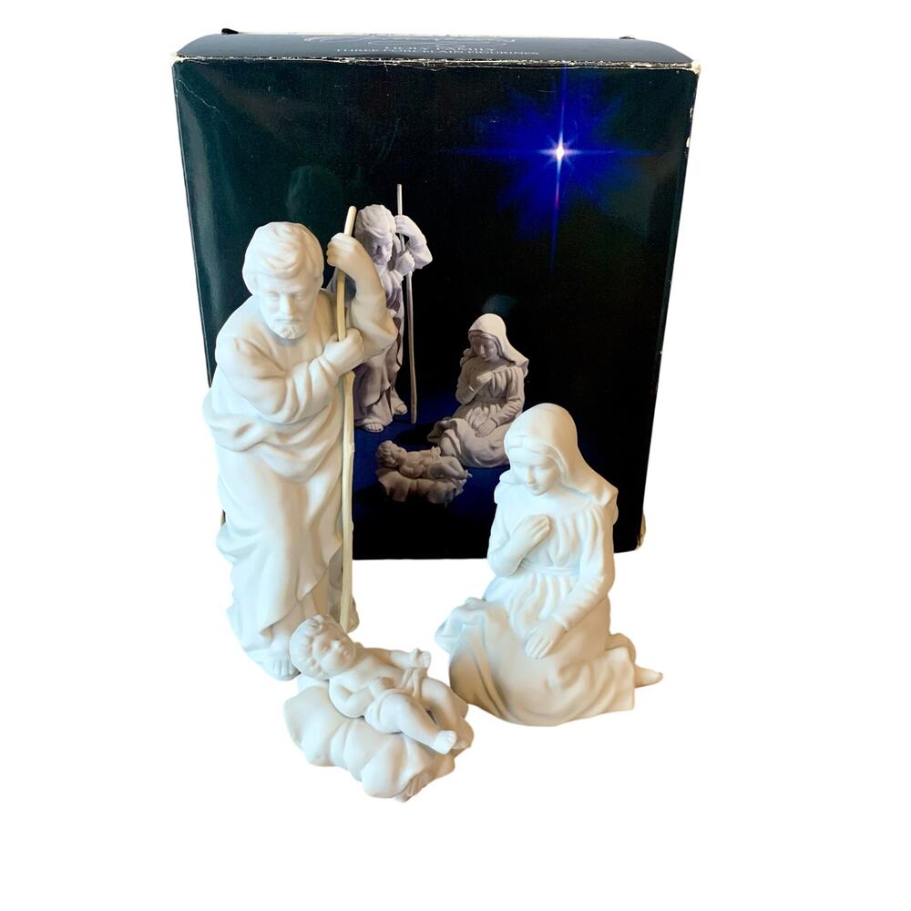 Avon Nativity Collectibles Vintage HOLY FAMILY 1981 White Porcelain